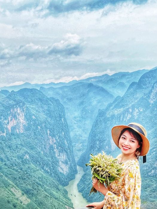 Gia đình ở TP. HCM lái xe bán tải hơn 10.000 km qua 3 nước Đông Dương trong 45 ngày khó quên - Ảnh 10.