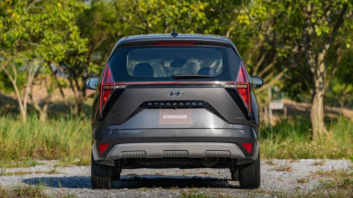 Hyundai Stargazer, Mitsubishi Xpander và Toyota Veloz Cross - Bạn chọn xe nào? - Hình 6.