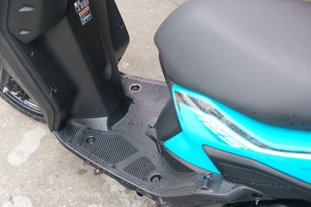 Lô xe Yamaha Gear đầu tiên chính thức về Việt Nam: Giá bán từ 34 triệu đồng, là sự lựa chọn mới trong thời kỳ 'bão giá' thay thế Honda Vision - Hình 9.