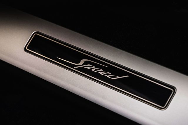 Ảnh chi tiết của Bentley Flying Spur Speed - dòng sedan 4 cửa nhanh nhất - Ảnh 5.