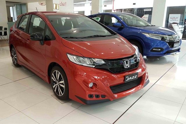 Những dòng xe sớm nở chóng tàn tại Việt Nam: Bộ 3 xe xăng VinFast góp mặt, Hyundai Kona gây tiếc nuối - Hình 4.