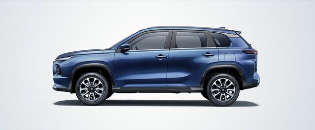 Suzuki Grand Vitara 2023 chính thức ra mắt: Cả nội thất lẫn ngoại thất gần như trùng hợp hoàn toàn với Toyota Hyryder - Hình 4.