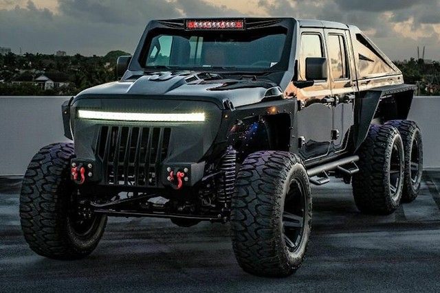 6 mẫu bán tải 6 bánh ấn tượng nhất dành cho giới nhà giàu - Hình 1.