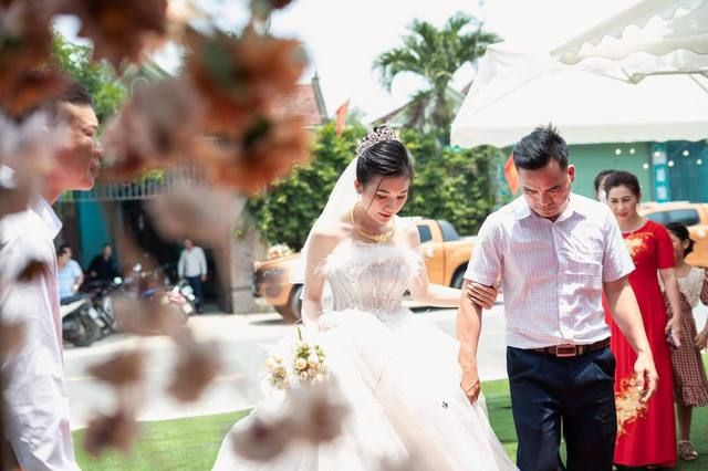 Đám cưới với sự tham gia của 30 chiếc xe bán tải để rước dâu tại Nghệ An: Ý tưởng độc đáo từ bố mẹ chồng - Ảnh 5.
