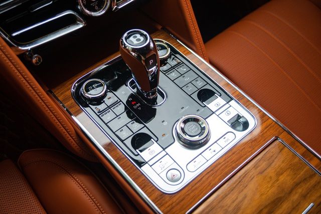 Bentley Flying Spur đã di chuyển 1.700 km với giá 18,5 tỷ đồng - Ảnh 16.