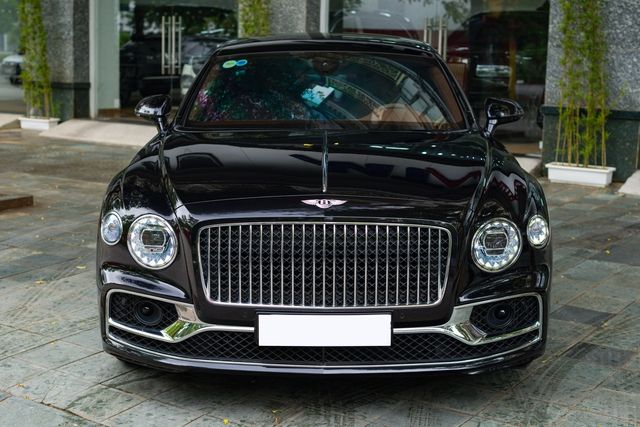 Bentley Flying Spur đã đi được 1.700 km với giá 18,5 tỷ đồng - Ảnh 5.