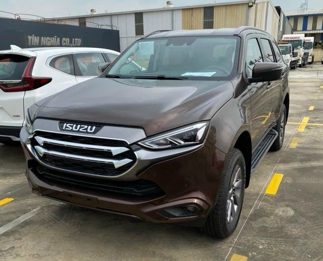 Isuzu mu-X 2022 chốt lịch ra mắt tại Việt Nam - SUV cỡ trung giá từ 870 triệu đồng, cạnh tranh với Everest và Fortuner - Ảnh 1.
