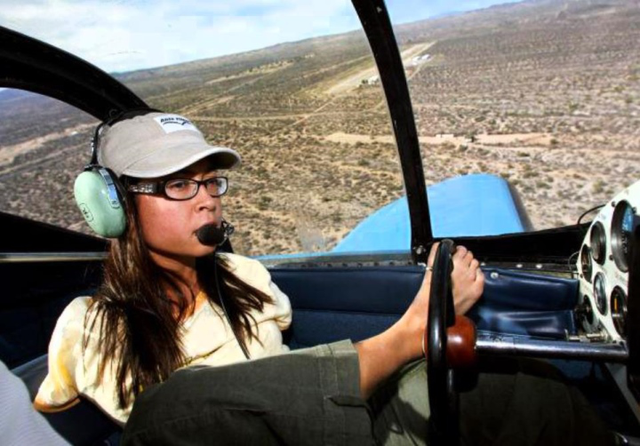 Jessica Cox - cô gái không tay đầu tiên trở thành phi công sau chỉ mất 3 năm chinh phục ước mơ - Ảnh 5.