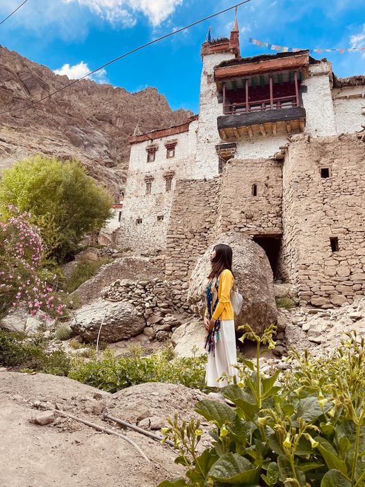 Khám phá Ladakh - 'Tiểu Tây Tạng' đầy ấn tượng: Thời tiết lạnh buốt, móng tay và tóc khô gãy, cảm giác choáng khi vượt qua đèo cao nhất thế giới… - Ảnh 4.