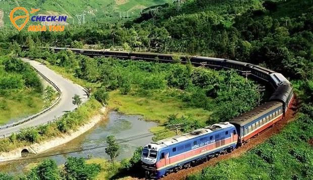 Những gì đặc biệt trên chuyến tàu hạng sang Việt Nam từng được CNN đánh giá cao? - Ảnh 3.