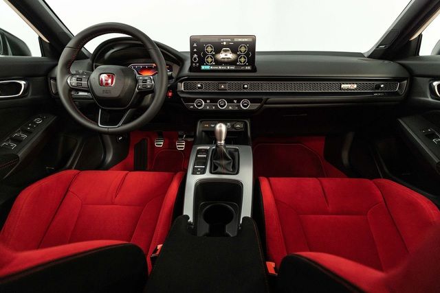 Ra mắt Honda Civic Type R thế hệ mới: Mạnh mẽ chưa từng thấy, vẫn giữ hộp số sàn - Ảnh 4.