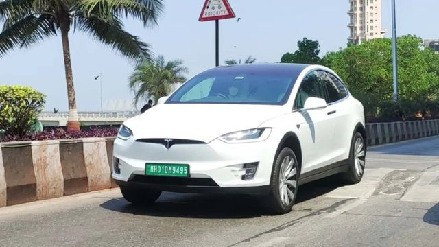 Người giàu nhất châu Á: Vệ sĩ lái Mercedes-AMG G 63 trị giá 1,2 triệu, chủ lái Rolls-Royce Cullinan trị giá 2 triệu USD - Ảnh 6.
