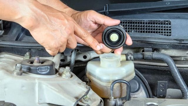 Bí quyết chuẩn bị trước mỗi hành trình lái xe xa - Ảnh 4.