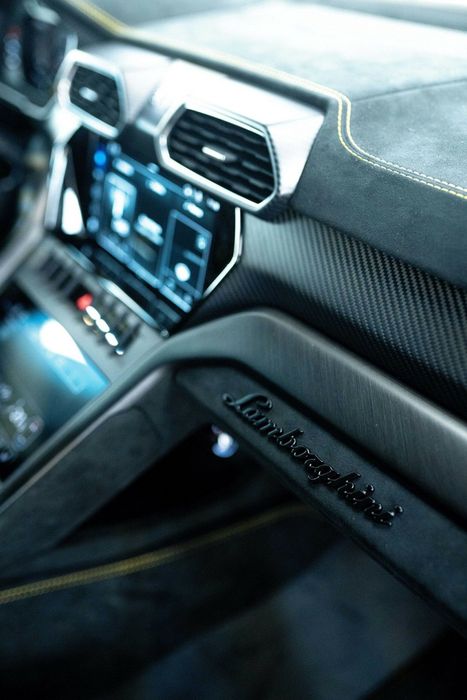 Lamborghini Urus Performante ra mắt: Siêu SUV nhẹ nhàng hơn, mạnh mẽ hơn bao giờ hết - Hình 10.