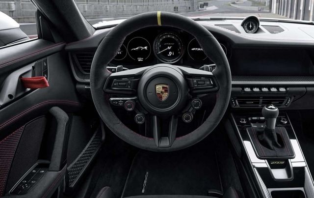 Khám phá gần hơn Porsche 911 GT3 RS thế hệ mới - Hình ảnh 14.
