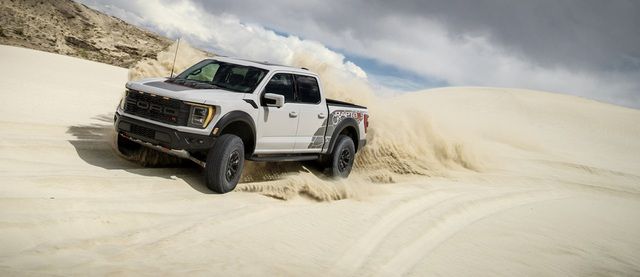 Ford F-150 Raptor R chính thức ra mắt: Xe bán tải có sức mạnh không thua kém siêu xe - Ảnh 2.