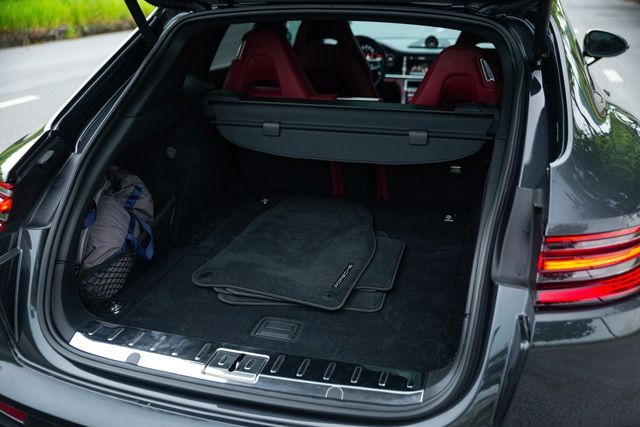 Chiếc Porsche Panamera 4 Sport Turismo hiếm có tại Việt Nam lại được rao bán với giá 6,7 tỷ đồng - Ảnh 5.
