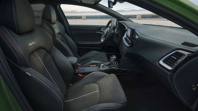 SUV cỡ nhỏ cận sang của Kia đã được cải thiện: Thiết kế vẫn giữ phong cách Hàn, nhưng vẫn còn nhiều điểm cần cải thiện - Ảnh 12.