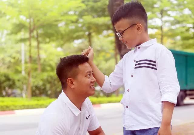 Chuyện chưa kể về những đứa con có ba, mẹ là tài xế xe công nghệ - Ảnh 3.