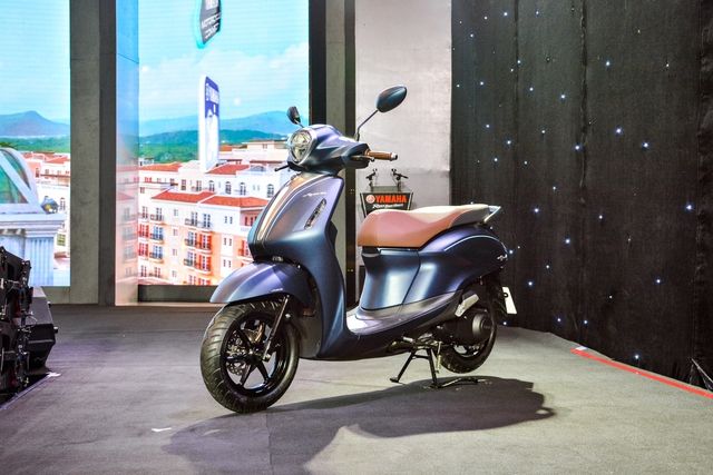 Chi tiết Yamaha Grande 2022 mới ra mắt tại Việt Nam: Giá từ 45,9 triệu đồng, có thiết kế mới, bình xăng đầy có thể đi được gần 241 km - Ảnh 15.