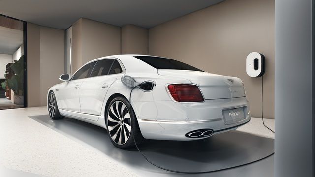 Chung cư Bentley trang bị thang máy đặc biệt để chở xe siêu sang lên hết 61 tầng và đưa vào từng căn hộ - Ảnh 6.