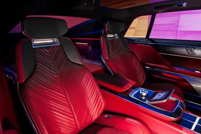 Khám phá chi tiết mẫu xe điện siêu sang của Cadillac, giá dự kiến lên đến 300.000 USD - Hình 5.
