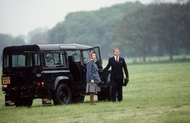 Bộ sưu tập các loại xe của Nữ hoàng Anh Elizabeth II - Hình 2.