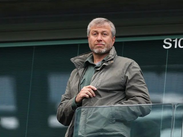 Tỷ phú Roman Abramovich bảo vệ thành công 4 siêu du thuyền khỏi bị tịch thu - Ảnh 2.