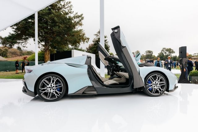 Khám phá chi tiết siêu xe Maserati MC20 Cielo Spyder trong thực tế - Hình 4.