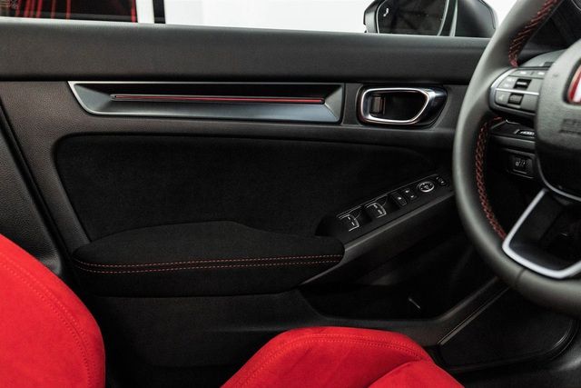 Honda Civic Type R thế hệ mới ra mắt: Mạnh chưa từng thấy, vẫn giữ hộp số sàn - Ảnh 15.