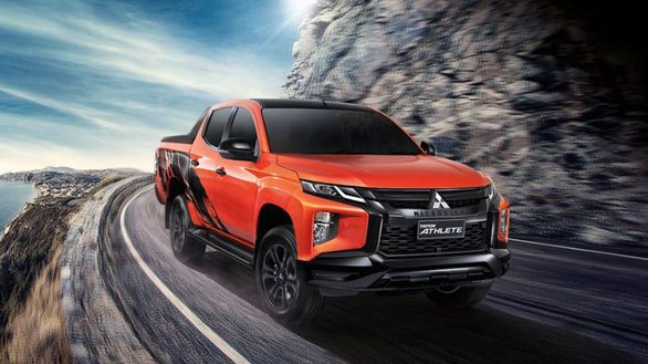 Mitsubishi Triton phiên bản mới tiếp tục lộ diện: To hơn mọi mặt, có thể có bản hybrid - Ảnh 1.