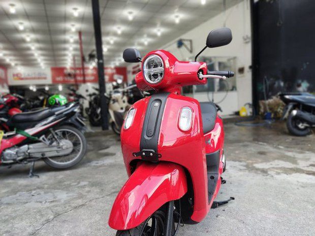 Dòng Xe Tay Ga Cực Hot Đổ Bộ Về Việt Nam: Bình Xăng 5,1 Lít, Giá 44 Triệu, So Tài Với Honda Vision - Ảnh 2.
