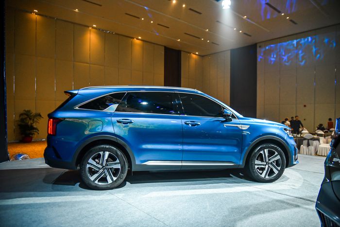 Khám phá chi tiết về Kia Sorento hybrid tại Việt Nam: Vẫn là số một, giá bán vẫn là một ẩn số - Hình 5.