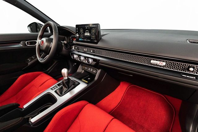 Ra mắt Honda Civic Type R thế hệ mới: Mạnh mẽ chưa từng thấy, vẫn giữ hộp số sàn - Ảnh 9.