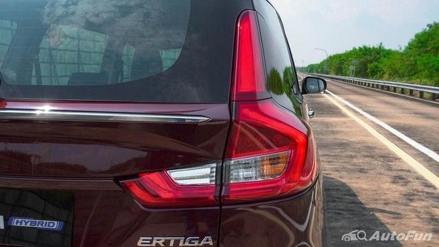 Suzuki Ertiga hybrid sẽ ra mắt tại Việt Nam với giá 518,6 triệu đồng, tiêu thụ 5,05 lít xăng/100 km - Ảnh 8.