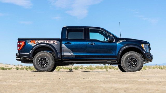 Ford F-150 Raptor R ra mắt: Xe bán tải mạnh mẽ không thua kém siêu xe - Ảnh 5.