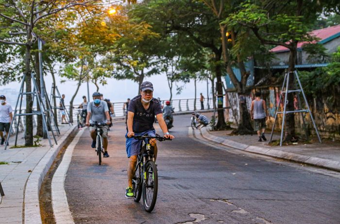 Các con đường lý tưởng cho những người mê đạp xe ở Hà Nội - Hình 2.