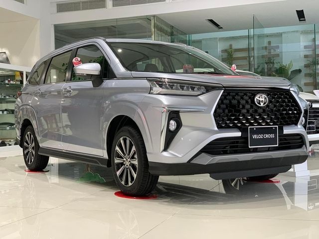 Toyota Veloz Cross đã đạt chứng nhận an toàn 5 sao từ ASEAN NCAP, liệu có phải là phiên bản dành cho thị trường Việt Nam không? - Xem Ảnh 1.