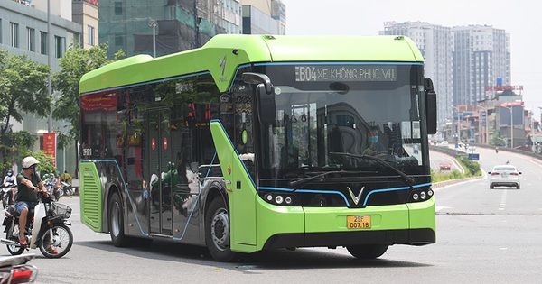 Xe máy Thái giá 26 triệu siêu tiết kiệm xăng: Chạy đầy bình đi 384km, có màu sắc mới đẹp mắt - Hình 1.