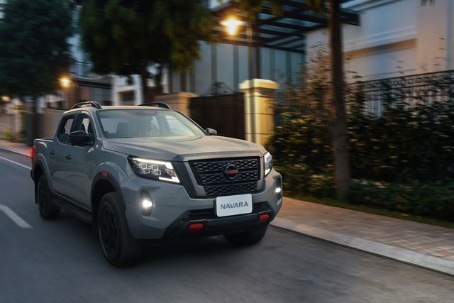 Nissan Navara 2022 ra mắt, giá từ 945 triệu đồng tại Việt Nam: Sử dụng động cơ tăng áp kép, thách thức Ford Ranger - Ảnh 7.