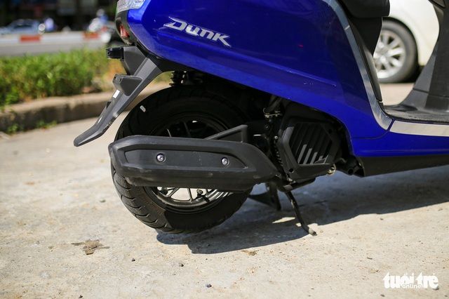 Honda Dunk 50cc - Xe ga 'hiếm có' có giá lên đến 100 triệu đồng tại Việt Nam - Hình 8.