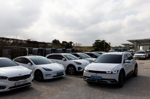 Không phải BYD hay Volkswagen, đây mới là một cái tên đang nổi lên mạnh mẽ để thách thức Tesla trong lĩnh vực ô tô điện.