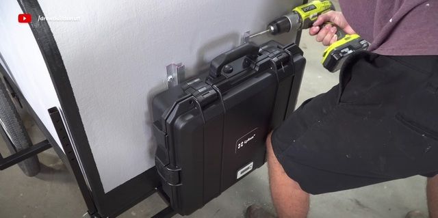 YouTuber tự tạo xe đạp điện cùng nhà di động - Hình 4.