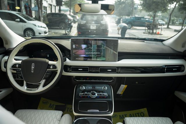 4 mẫu SUV đắt tiền hiếm có về Việt Nam trong nửa đầu năm 2022: Xe Mỹ đang thu hút sự chú ý, trong đó có một mẫu chạy điện mạnh mẽ không kém phần sang trọng như siêu xe - Ảnh 6.