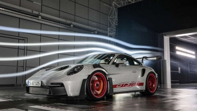 Khám phá gần hơn Porsche 911 GT3 RS thế hệ mới - Hình ảnh 6.