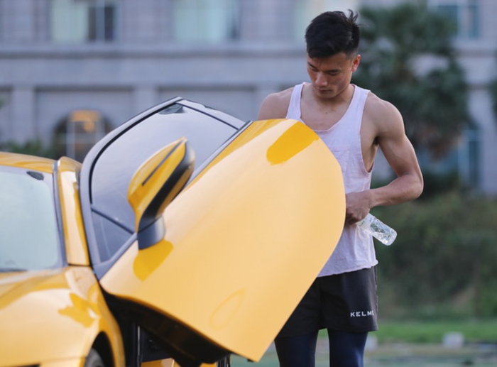 Bùi Tiến Dũng - Thủ môn và đam mê xe hơi - Ảnh 6.
