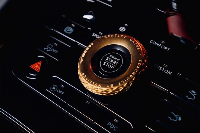 Bentley Mulliner Batur chính thức ra mắt: Đây là sự kiện quan trọng của Bentley khi giới thiệu mẫu xe đẳng cấp này với giá 1,95 triệu USD, và tất cả 18 chiếc đã tìm được chủ nhân - Ảnh 8.
