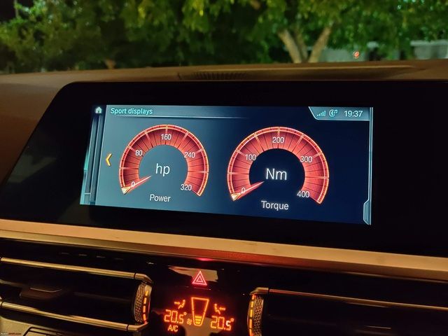 Việc lái BMW 330i Sport mạnh mẽ nhưng gặp khó khăn khi ra vào - Hình 3.