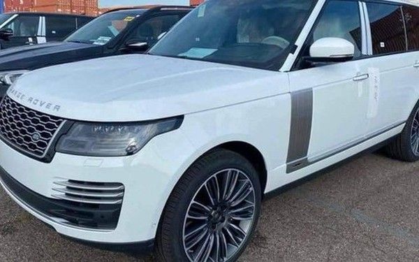 Tổng cục Thuế đang chỉ đạo chặt chẽ về vấn đề thuế đối với xe nhập khẩu không phải là mục đích thương mại - Ảnh 1.