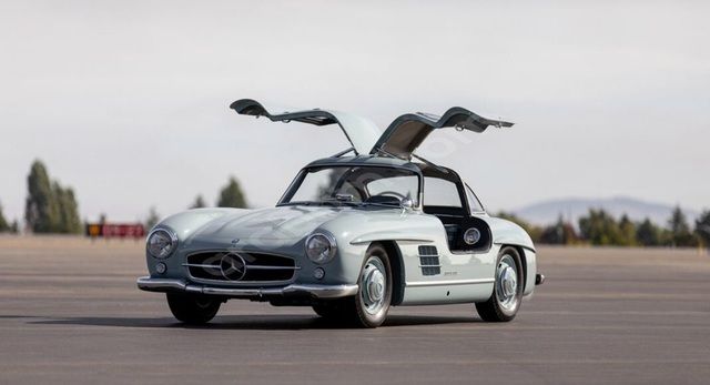120 năm hành trình của lưới tản nhiệt Mercedes-Benz: Từ tấm bảo vệ đơn giản đến trung tâm cảm biến của xe điện - Hình 7.